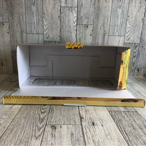 Publix - The Pilgrim Pair Of Thanksgiving Coffee Mugs 2 Ladies In Original Box - Picture 13 of 14